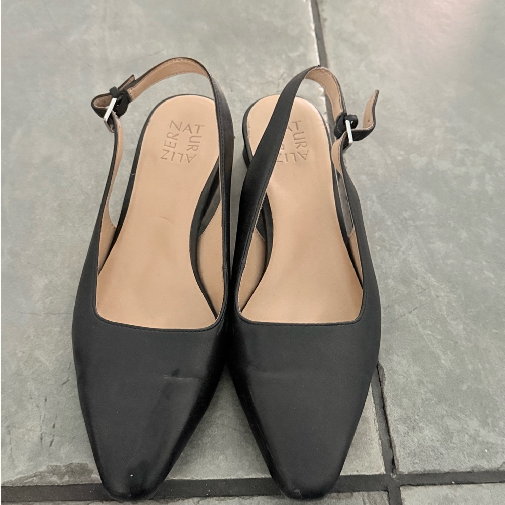 Naturalizer Ginger Black Slingback